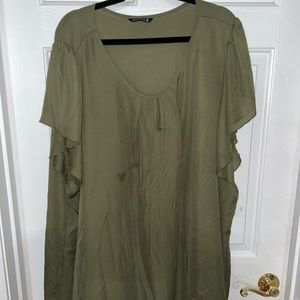 Womens dress shirt sleeve shirt size 30 worn once